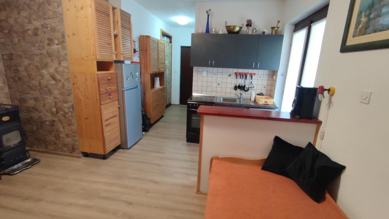 Apartments Tonkovic Kornić Εξωτερικό φωτογραφία