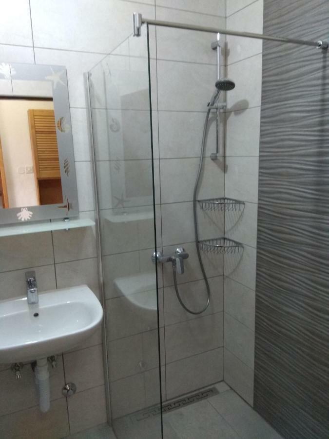 Apartments Tonkovic Kornić Εξωτερικό φωτογραφία